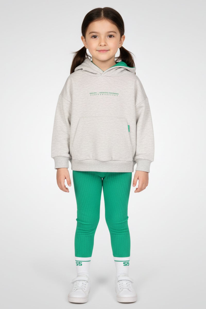 Fudo طقم سويت شيرت وبنطلون مكون من 3 قطع للبنات الصغيرات مع زوج واحد من الجوارب، متعدد الألوان - Image 1